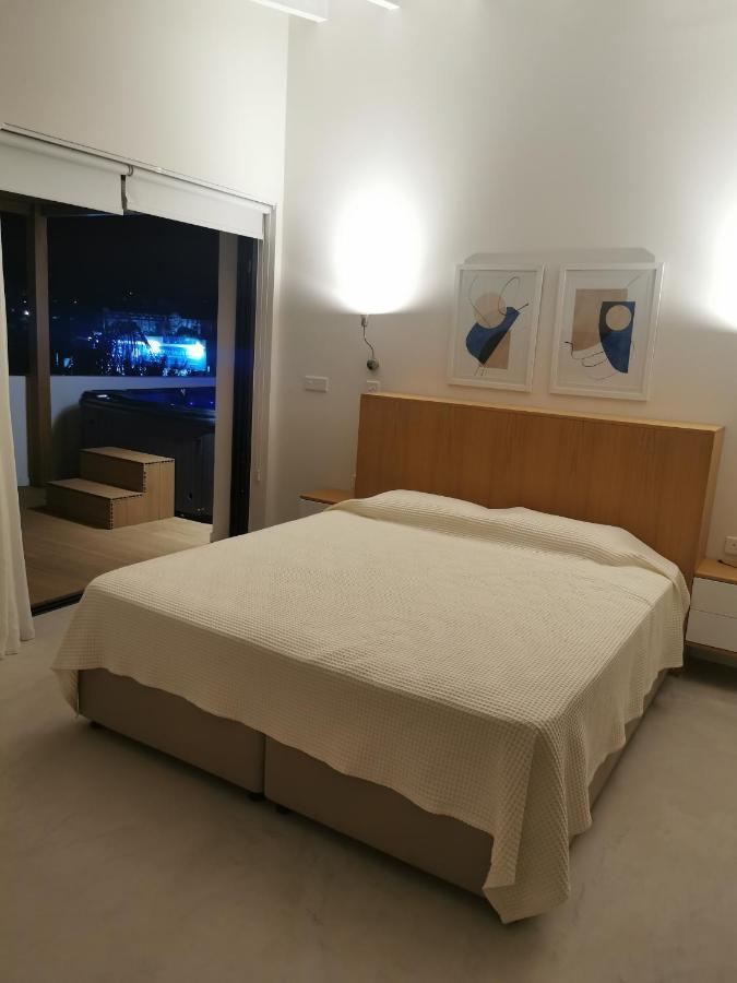 Y & P Latchi Hotel Экстерьер фото
